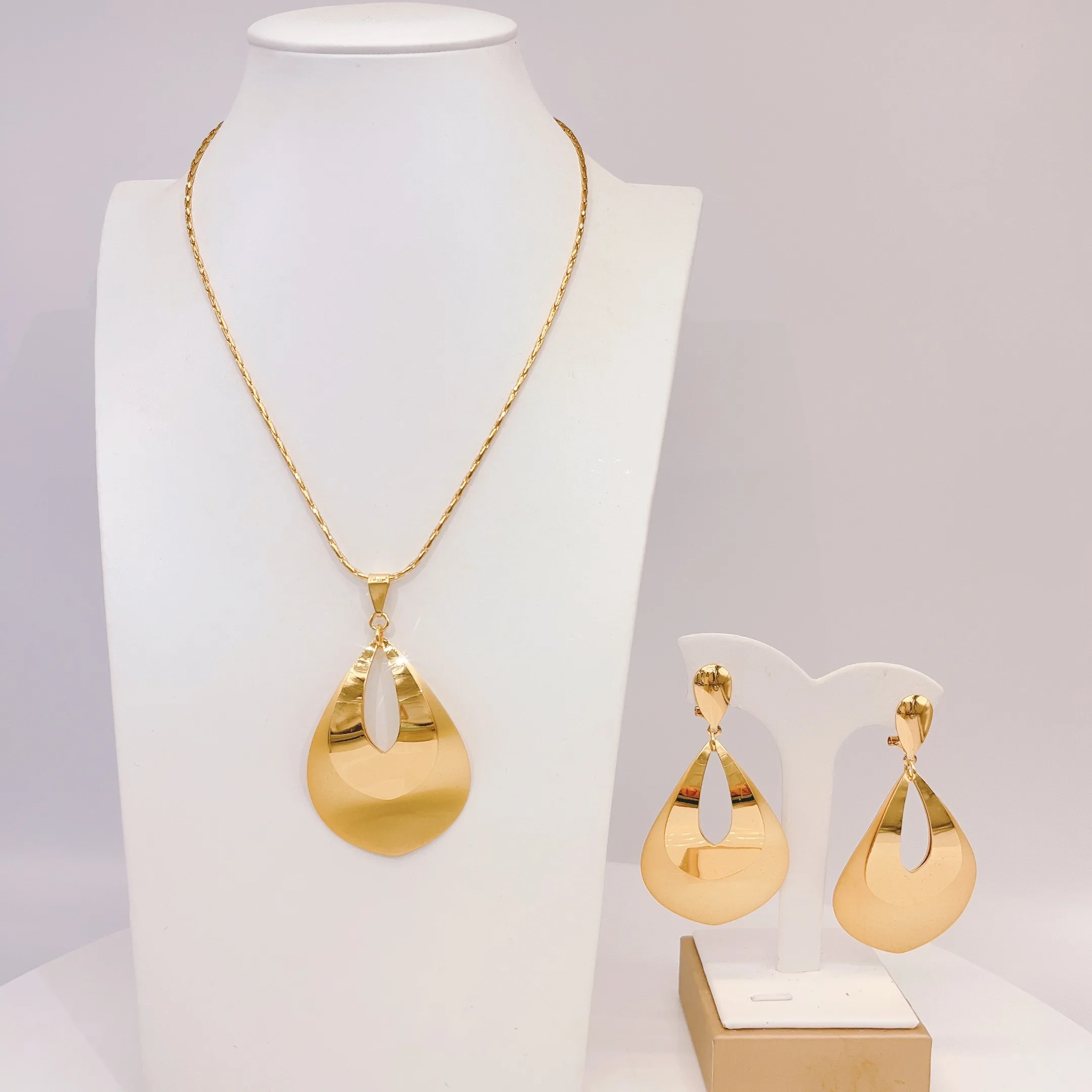 H3eaf02a1ee11451ab0cd8025669fad3bb.webp H3eaf02a1ee11451ab0cd8025669fad3bb.webp